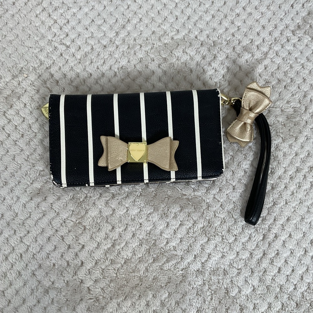 Betsey Johnson Gold Bow Detail Wallet